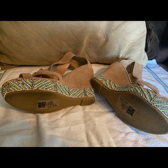 Muk Luks wedges - Picture 5 of 5